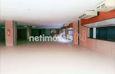 Ponto comercial com 1 sala para alugar na Rua Ewerton Visco, Caminho das Árvores, Salvador