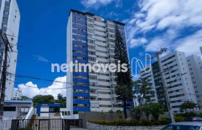 Apartamento com 4 quartos para alugar na Rua Santa Helena, 159, Pituba, Salvador