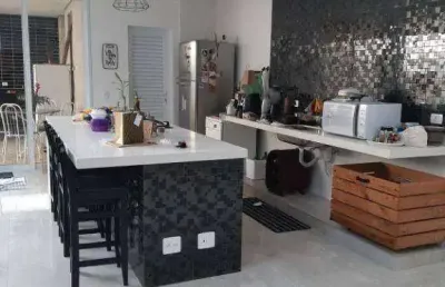 Casa com 4 quartos para alugar na Rua Carlos Tiago Pereira, 638, Bosque da Saúde, São Paulo