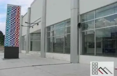 Galpão comercial (3.432m²), 6 banheiros, 12 vagas. a 300 metros da estação imperatriz leopoldina