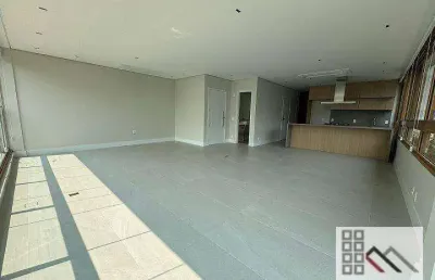 Apartamento 3 dormitórios (147m²), 3 suites, semi mobiliado, varanda, 2 vagas. no coração do itaim bibi