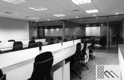 Conjunto comercial (230m²), 4 banheiros, mobiliado, 4 vagas. ao lado do shopping vila olímpia