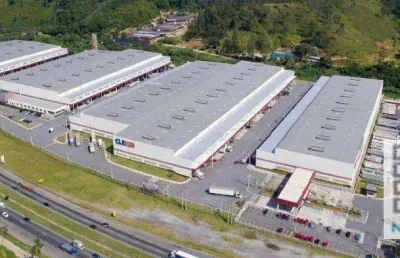Galpão – centro logístico (2.956,50m²), ao lado da rodovia régis bittencourt.