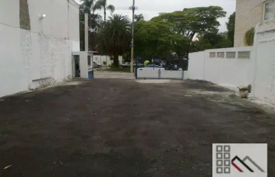 Terreno (330m²), região nobre da cidade, próximo do parque do ibirapuera