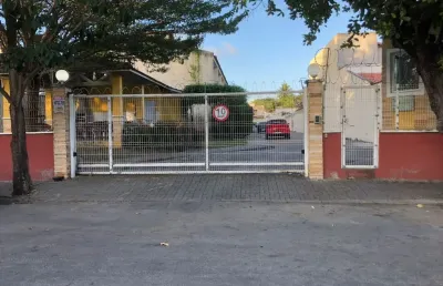 Casa em condomínio fechado com 3 quartos à venda na Rua Martins de Araújo, 501, Lagoa Redonda, Fortaleza