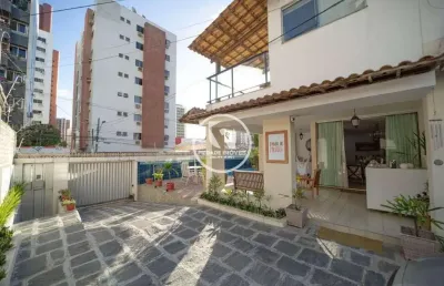 Casa para vender com 12 quartos, sendo 7 suítes, com 408m² no bairro piedade