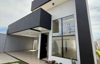 Casa no vida nova   lote: 300,00 m2  área construída: 168,23m2 + 7,60m2 piscina