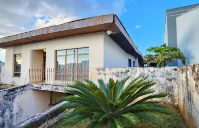 Casa para venda em guarapuava, trianon, 2 dormitórios, 1 suíte, 3 banheiros, 1 vaga
