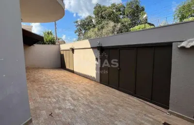 Casa com 4 quartos à venda no City Barretos, Barretos 