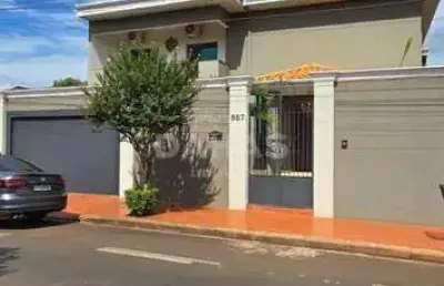 Casa com 4 quartos à venda no Baroni, Barretos 