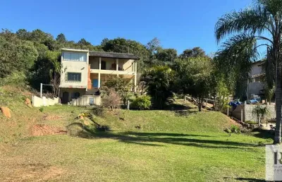 Casa com vista espetacular da represa, 3 suítes, com quase 2.000 metros terreno