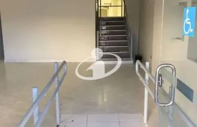 Sala comercial com 2 salas para alugar na nossa senhora aparecida, uberlândia  por r$ 25.000