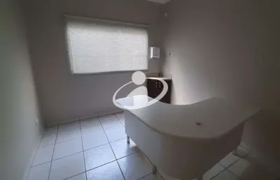 Sala comercial para alugar no alto umuarama, uberlândia  por r$ 4.000