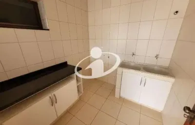 Apartamento com 3 quartos para alugar no santa mônica, uberlândia  por r$ 4.000