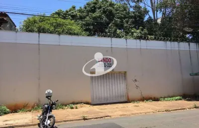 Casa comercial para alugar no umuarama, uberlândia  por r$ 10.000