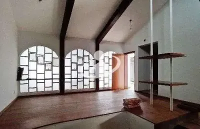 Casa comercial com 3 salas para alugar no umuarama, uberlândia  por r$ 12.000