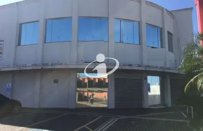 Sala comercial para alugar na nossa senhora aparecida, uberlândia  por r$ 18.000