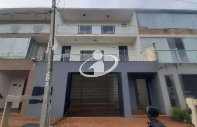 Casa com 3 quartos para alugar no vigilato pereira, uberlândia  por r$ 3.700