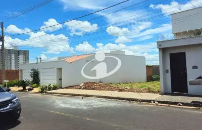 Terreno à venda em laranjeiras, uberlândia  por r$ 200.000