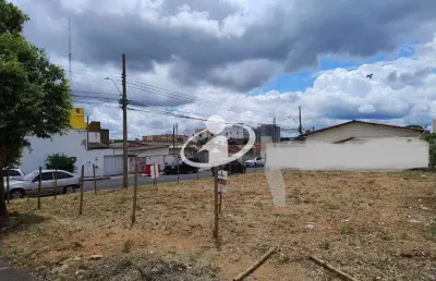 Terreno à venda no santa mônica, uberlândia  por r$ 500.000