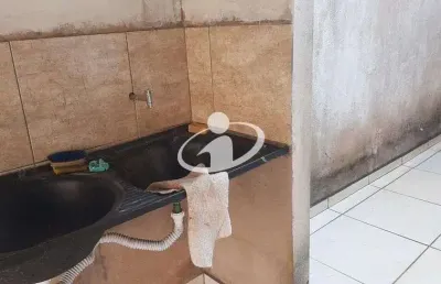 Casa com 2 quartos à venda no jardim europa, uberlândia , 137 m2 por r$ 350.000