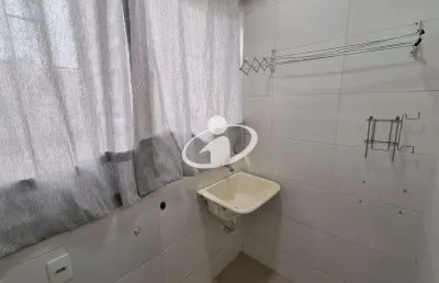 Apartamento com 2 quartos para alugar em carajás, uberlândia  por r$ 1.200