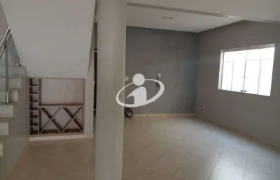 Casa em condomínio fechado com 4 quartos para alugar no aclimação, uberlândia  por r$ 7.500
