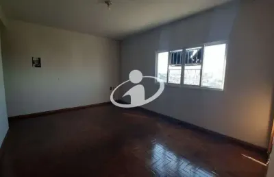 Apartamento com 3 quartos para alugar na nossa senhora aparecida, uberlândia  por r$ 1.300