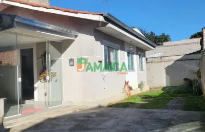 Casa térrea no santa cândida com 03 quartos: condomínio fechado com quintal e espaço gourmet - 5250