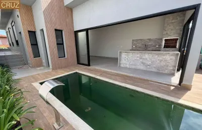 Casa nova, 3 dormitórios (uma suíte), com piscina, em condomínio fechado. bairro ondinhas