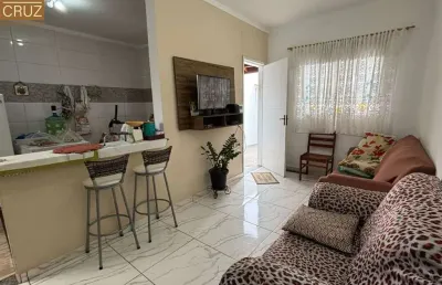 Casa com dois dormitórios e área gourmet, próxima ao hospital regional. bairro: são francisco