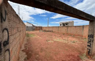 Terreno de esquina no bairro laranjeiras murado 260 m2