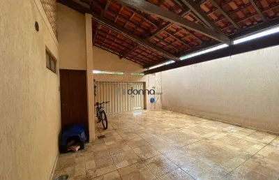 Casa com 3 quartos à venda na Rua Doutor João Severiano Rodrigues da Cunha, Conjunto Guanabara, Uberaba