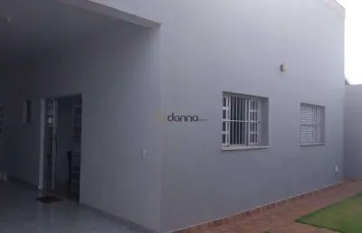 Casa com 3 quartos à venda na Rua Joaquim Borges Garcia, Olinda, Uberaba