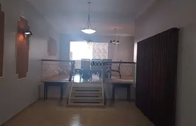 Casa com 4 quartos à venda na Rua Doutor Antônio José de Barros, Parque do Mirante, Uberaba
