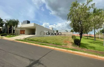 Terreno à venda na Avenida Filomena Cartafina, Damha Residencial Uberaba I, Uberaba
