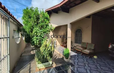 Casa ampla com 4 quartos no bairro grande horizonte