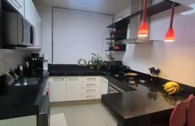Amplo apartamento de 3 quartos no centro – localização privilegiada!