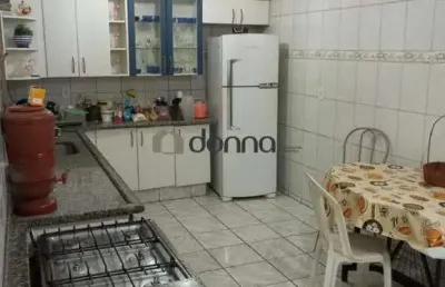 Sobrado à venda, 4 quartos, 2 vagas, parque exposição - uberaba/mg