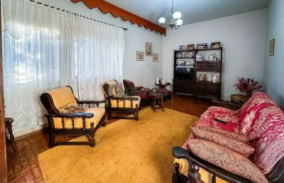 Casa com 3 quartos à venda na Rua Tenente Joaquim Rosa, São Benedito, Uberaba