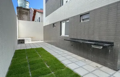 Apartamento térreo com 02 quartos sendo 01 suíte e 95m²