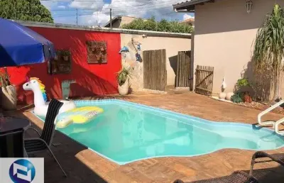 Casa jd nazareth, terrea, 03 dormtorios, quintal, churrasqueira, proximo ibilce, portao eletronico, piscina, energia solar, financia, troca chacara