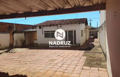 Casa à venda na vila santa cruz em são josé do rio preto-sp: 3 quartos, 2 suítes, 1 sala, 4 banheiros, 6 vagas, 484m²!