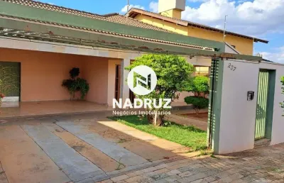 Casa grande para locação em são josé do rio preto - jardim morumbi: 3 quartos, 3 suítes, 3 salas, 4 banheiros, 4 vagas - 260m².