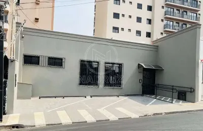 Casa comercial para locação no parque industrial - são josé do rio preto-sp: 05 salas, 03 banheiros, 03 vagas de garagem!