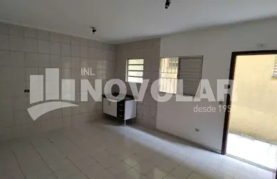 Casa térrea na vila maria com  2 dormitórios, sala. oportunidade, agende sua visita!