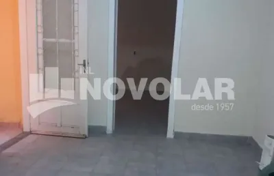 Casa térrea no  jardim japão com 98m² de área construída