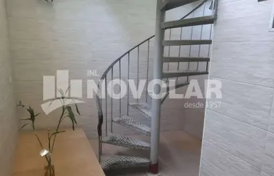 Casa assobradada com 2 excelentes residências no bairro do  jardim japão.