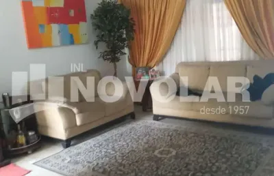 Conheça este incrível sobrado no bairro parada inglesa,