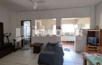 Casa térrea na vila medeiros com 4 casas no local. excelente para renda!